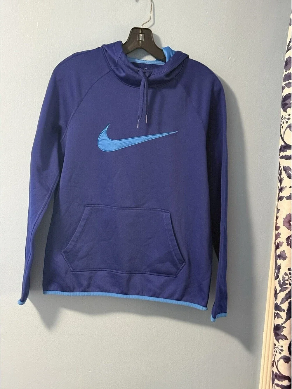 Nike Therma Fit Blue Hoodie size Kids Medium